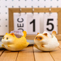 Cute Wobbly Cat Crystal-Style Resin Ornament – ​​Adorable Cartoon Desktop Decor for Living Room
