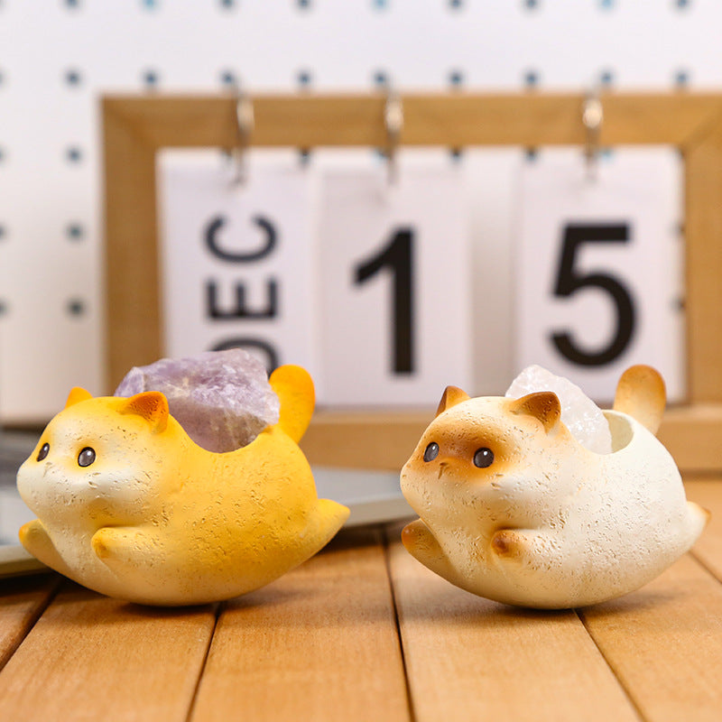Cute Wobbly Cat Crystal-Style Resin Ornament – ​​Adorable Cartoon Desktop Decor for Living Room