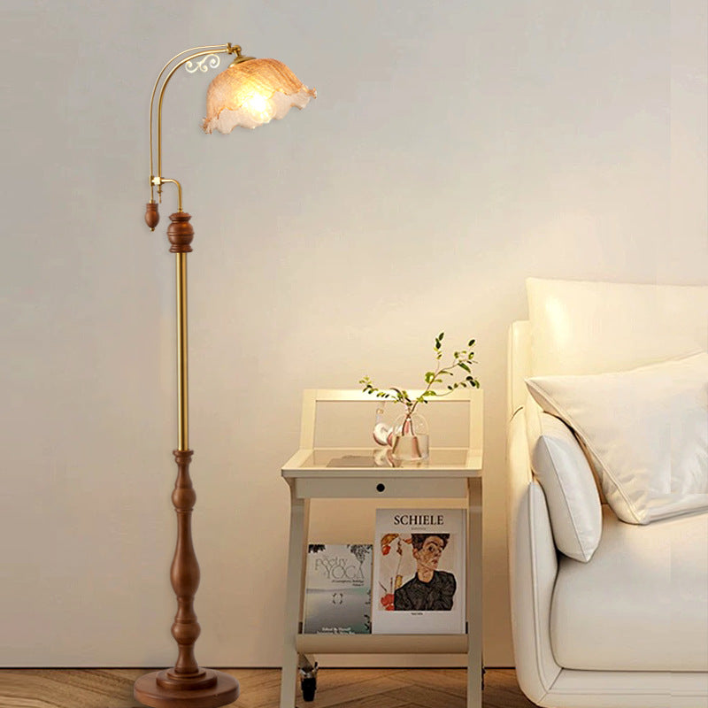 Francuska lampa podłogowa z orzecha w stylu Mid-Century Modern — oświetlenie akcentujące do sofy w salonie | Lampa stojąca nocna do sypialni w stylu Wabi-Sabi